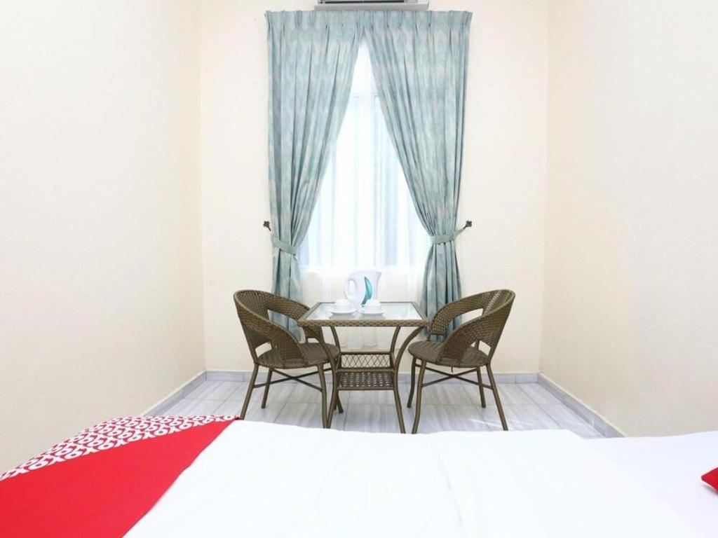 Oyo-89607阿罗哈小屋 Kampung Raja 外观 照片